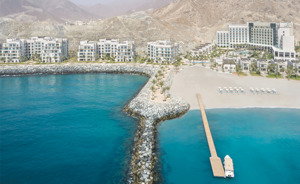 العنوان، منتجع شاطئ الفجيرة