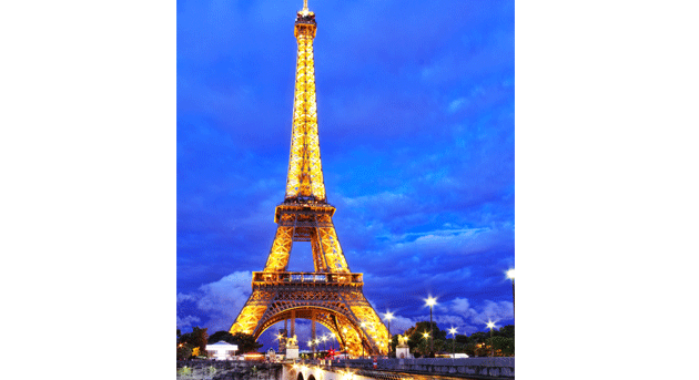 السفر والسياحة في باريس
