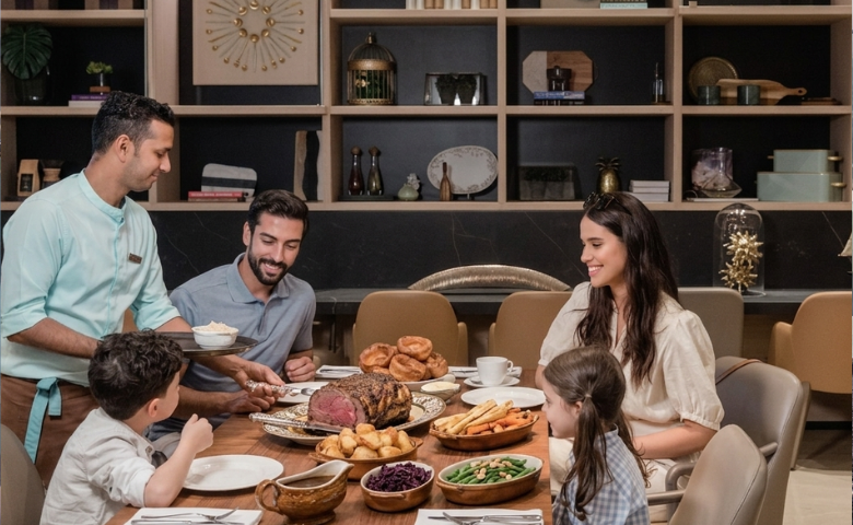 Family Fair Roast.. تجربة عائلية تحتفي بنكهات المشويات وأجواء الأحد المميزة