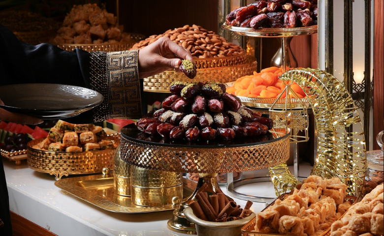 أمسيات رمضان بنكهة فاخرة: عروض مختارة من مطاعم وفنادق دبي
